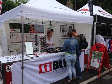 Kompetente Beratung am Bliz-Stand